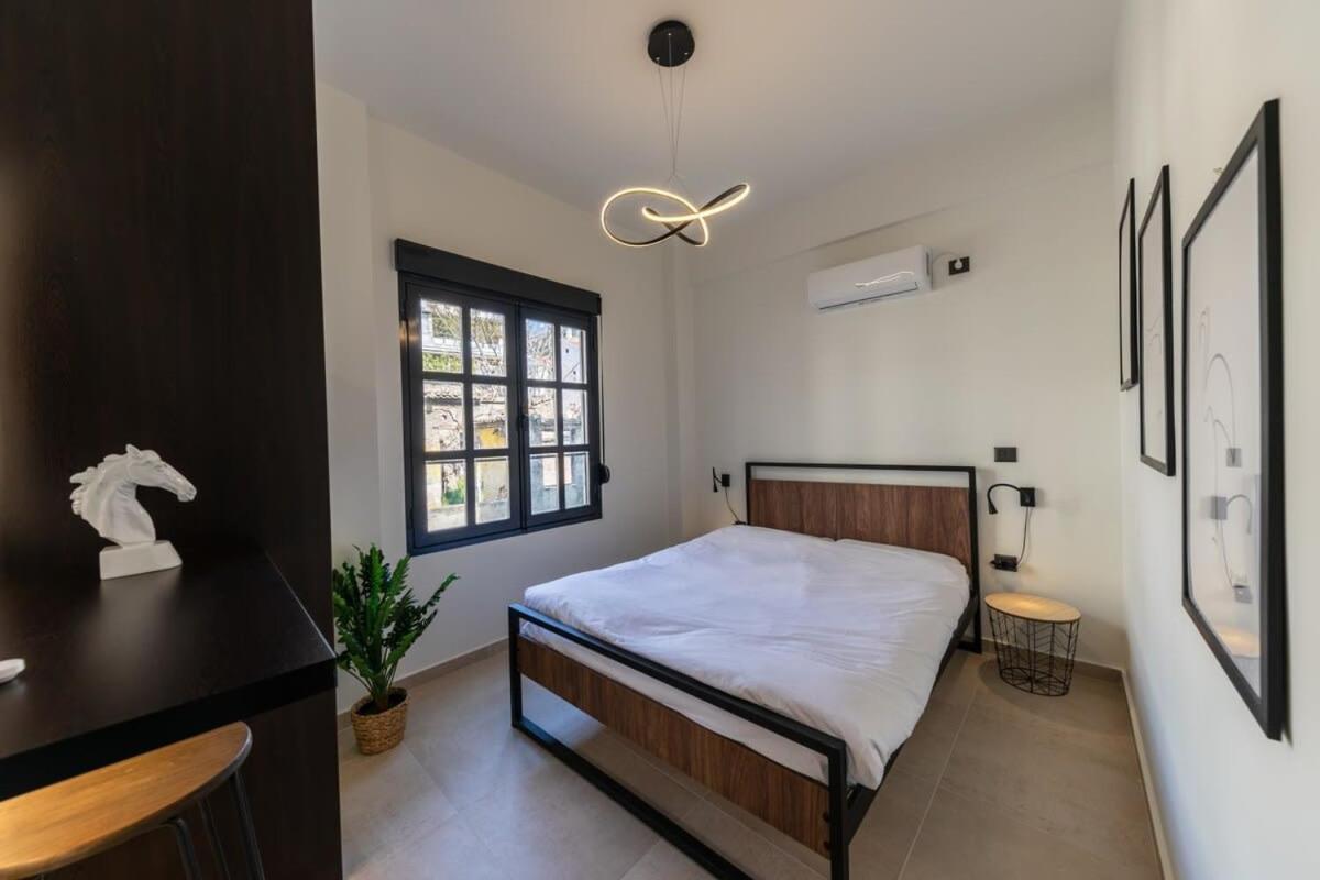 Beautiful Elegant Apartment Next To Monastiraki Атина Екстериор снимка